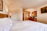 Vail Village location w/pool and free parking